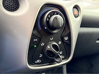 2015 peugeot 108 1.0 e-vti active top personenauto - afbeelding 4 van  14