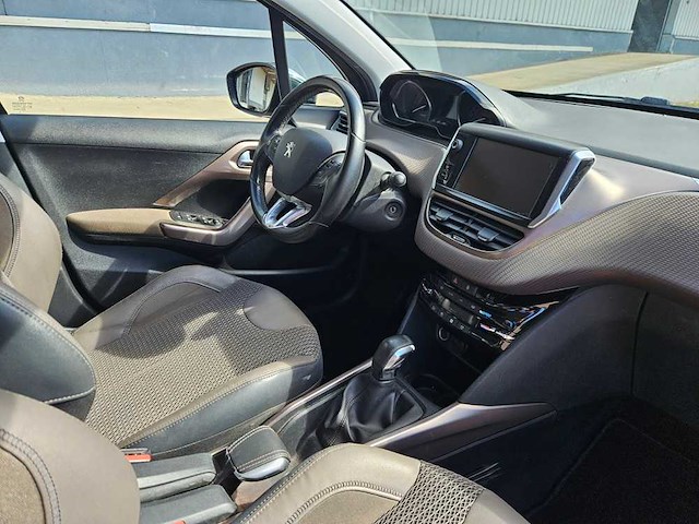 2015 peugeot 2008 - 1.2 pt all. pack pr personenauto - afbeelding 8 van  24