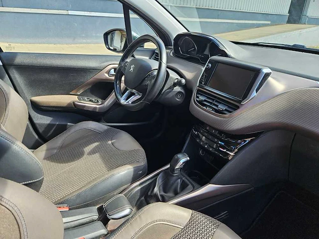 2015 peugeot 2008 - 1.2 pt all. pack pr personenauto - afbeelding 8 van  24