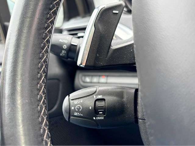 2015 peugeot 2008 automaat pano personenauto - afbeelding 11 van  19
