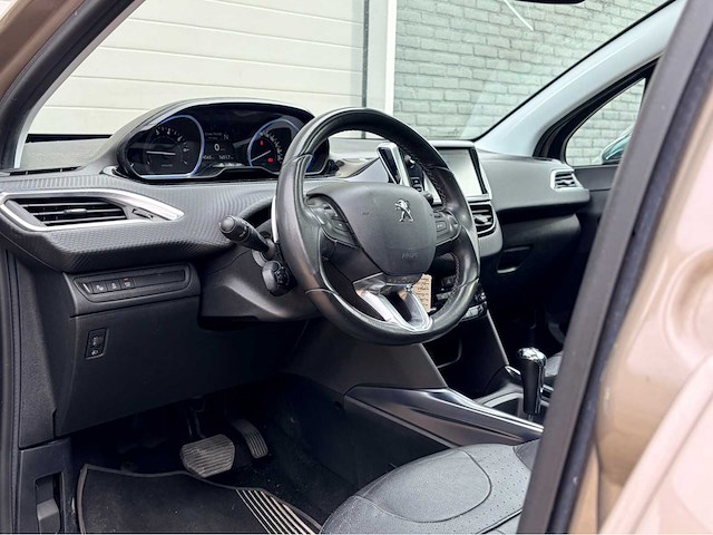 2015 peugeot 2008 automaat pano personenauto - afbeelding 17 van  19