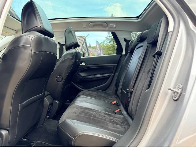 2015 peugeot 308 sw 1.2 e-thp première personenauto - afbeelding 18 van  19