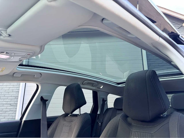 2015 peugeot 308 sw 1.2 pano - personenauto - afbeelding 2 van  17