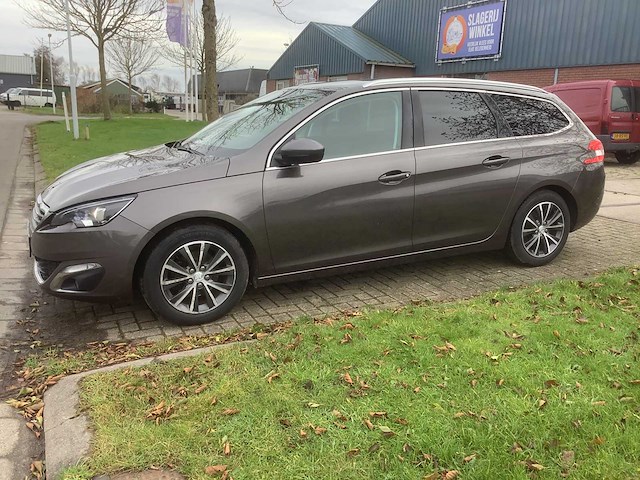 2015 peugeot 308 sw 1.2 puret.blue l. pr - personenauto - afbeelding 1 van  16