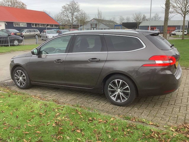 2015 peugeot 308 sw 1.2 puret.blue l. pr - personenauto - afbeelding 11 van  16