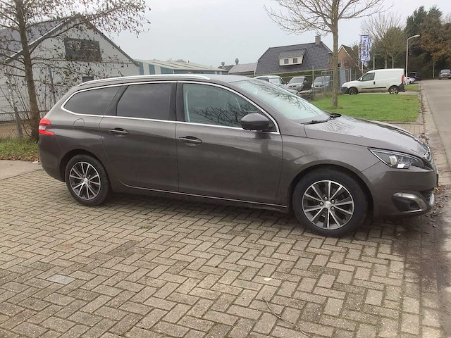 2015 peugeot 308 sw 1.2 puret.blue l. pr personenauto - afbeelding 9 van  16
