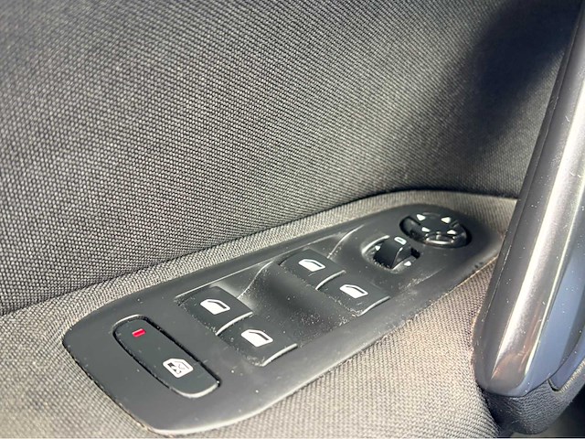 2015 peugeot 308 sw airco - navi 1.2 blue lease personenauto - afbeelding 12 van  15
