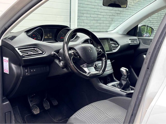 2015 peugeot 308 sw airco - navi 1.2 blue lease personenauto - afbeelding 7 van  15