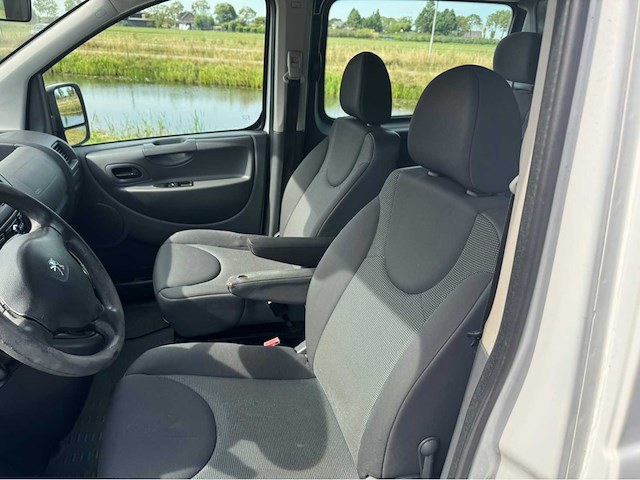 2015 peugeot expert 229 2.0 hdi l2h2 dubbel cabine bedrijfswagen - afbeelding 3 van  23