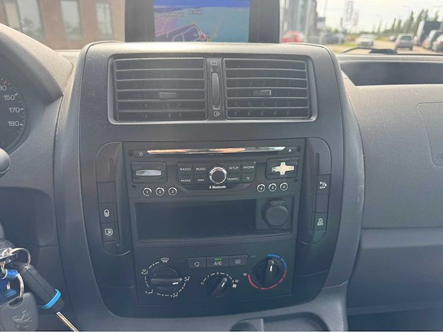 2015 peugeot expert 229 2.0 hdi l2h2 dubbel cabine bedrijfswagen - afbeelding 9 van  23
