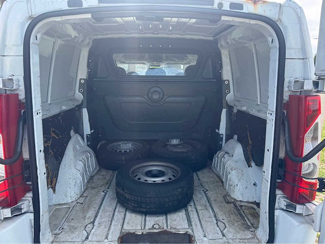 2015 peugeot expert 229 2.0 hdi l2h2 dubbel cabine bedrijfswagen - afbeelding 21 van  23