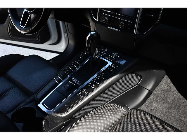 2015 porsche macan s 3,0l twin turbo v6 - afbeelding 87 van  89