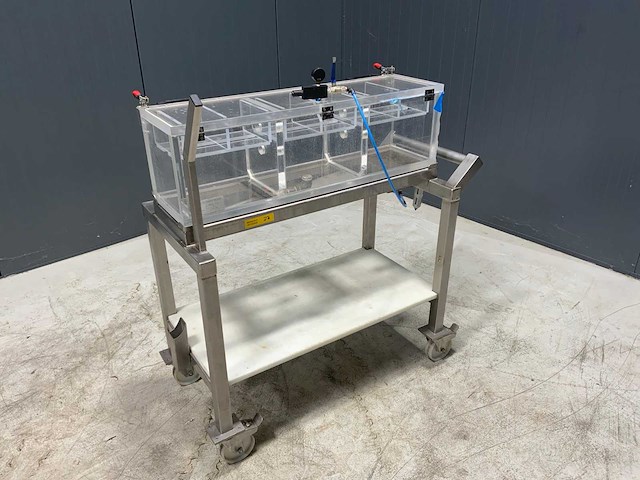 2015 premier plastics 3230-001-3 cell waterbak voor lekdetectie - afbeelding 1 van  6