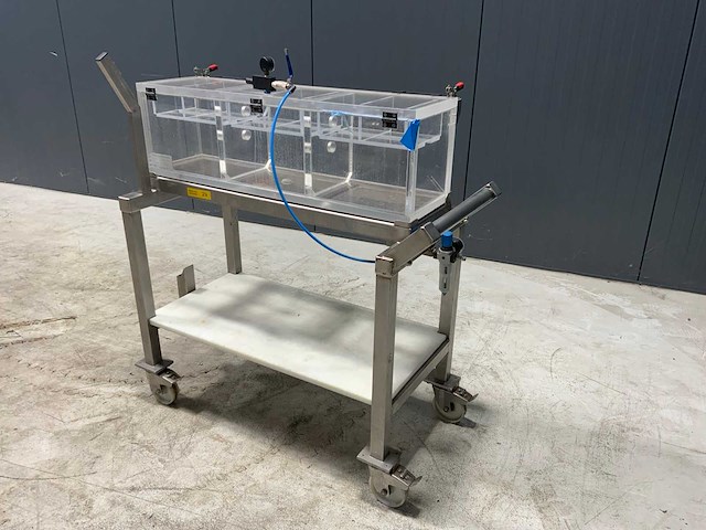 2015 premier plastics 3230-001-3 cell waterbak voor lekdetectie - afbeelding 2 van  6