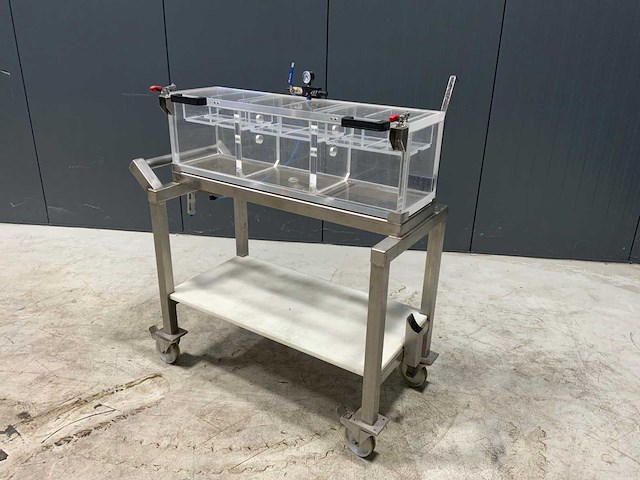 2015 premier plastics 3230-001-3 cell waterbak voor lekdetectie - afbeelding 4 van  6