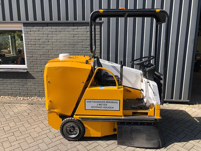 2015 rcm turbo t1600 te zelfrijdende veegmachine - afbeelding 8 van  20