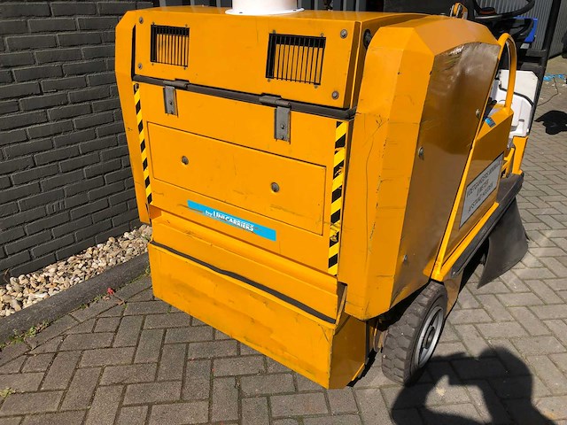 2015 rcm turbo t1600 te zelfrijdende veegmachine - afbeelding 15 van  20