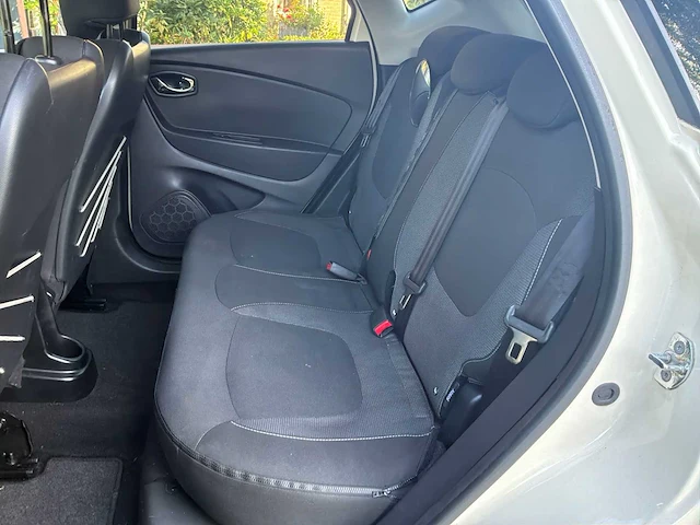 2015 renault captur 0.9 tce dynamique personenauto - afbeelding 14 van  35
