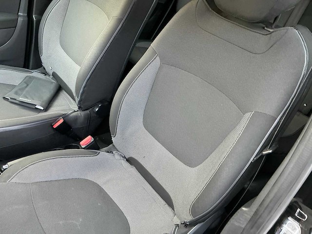 2015 renault captur 1.2tce dynamique - afbeelding 15 van  33