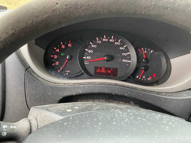 2015 renault master t35 2.3 dci l2 geconditioneerde bedrijfswagen - afbeelding 17 van  38