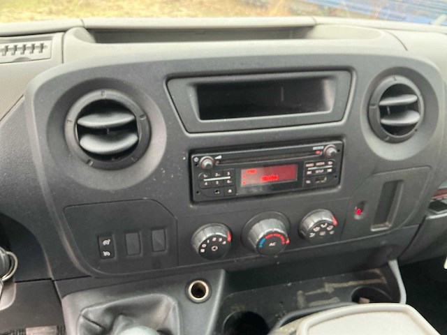 2015 renault master t35 2.3dci l2 geconditioneerde bedrijfswagen - afbeelding 19 van  37