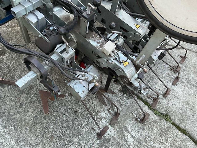 2015 robovator mek 6row 5 rijig in-row camera schoffel - afbeelding 7 van  30
