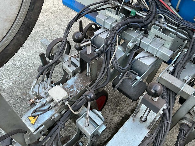 2015 robovator mek 6row 5 rijig in-row camera schoffel - afbeelding 12 van  32