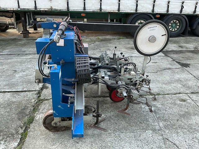 2015 robovator mek 6row 5 rijig in-row camera schoffel - afbeelding 6 van  32