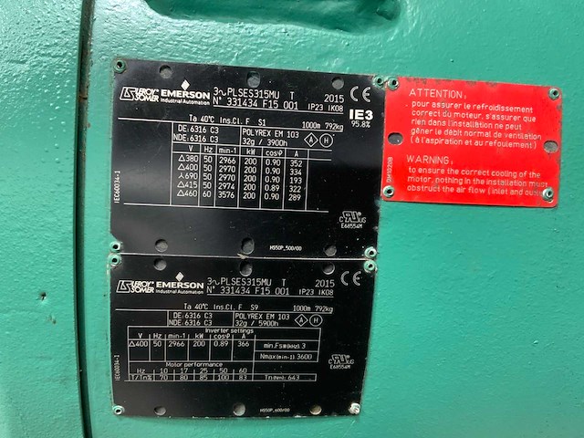 2015 sabroe sab 163 hf compressor unit met unisab besturing - afbeelding 2 van  11