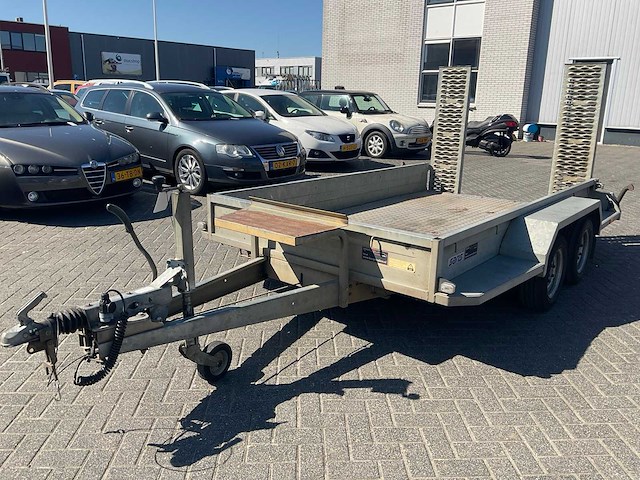 2015 saris c3000 machinetransporter - afbeelding 1 van  11