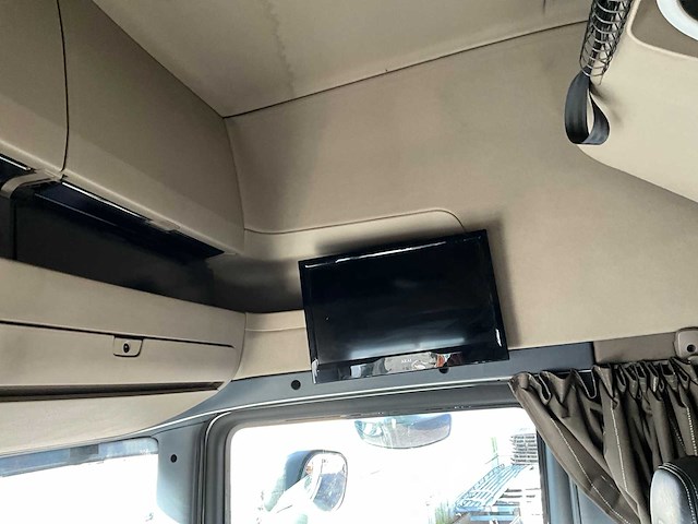 2015 scania r580 silver griffin vrachtwagen - afbeelding 8 van  22