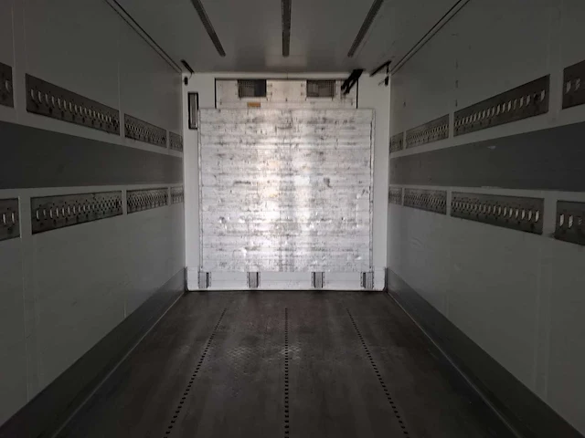 2015 schmitz cargobull scb*s3b oplegger / koeltrailer - afbeelding 12 van  13