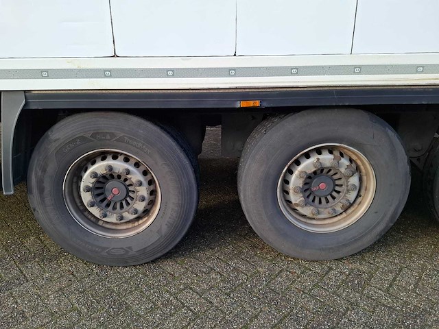 2015 schmitz cargobull scb*s3b oplegger / koeltrailer - afbeelding 8 van  31