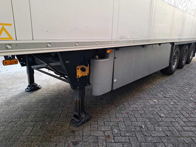 2015 schmitz cargobull scb*s3b oplegger / koeltrailer - afbeelding 28 van  31