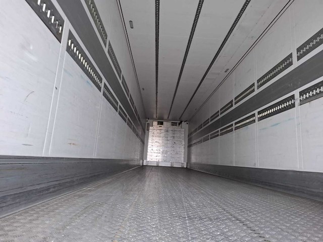 2015 schmitz cargobull scb*s3b oplegger / koeltrailer - afbeelding 2 van  8