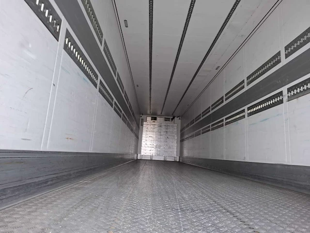 2015 schmitz cargobull scb*s3b oplegger / koeltrailer - afbeelding 3 van  13