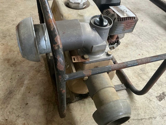 2015 sdmo tr3.60h waterpomp, benzinemotor aangedreven - afbeelding 7 van  9