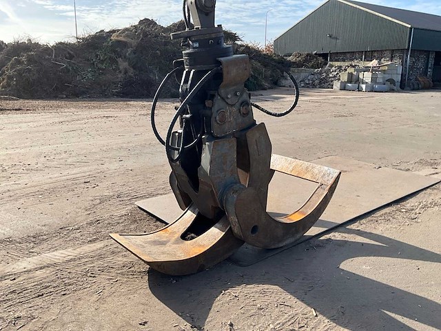 2015 sennebogen 818 op- en overslagkraan - afbeelding 7 van  28