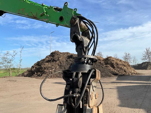 2015 sennebogen 818 op- en overslagkraan - afbeelding 9 van  28