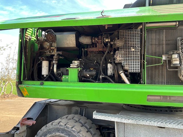 2015 sennebogen 818 op- en overslagkraan - afbeelding 23 van  28