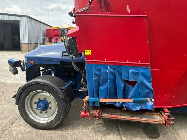 2015 siloking premium 2115-20 zelfrijdende voermengwagen - afbeelding 4 van  35