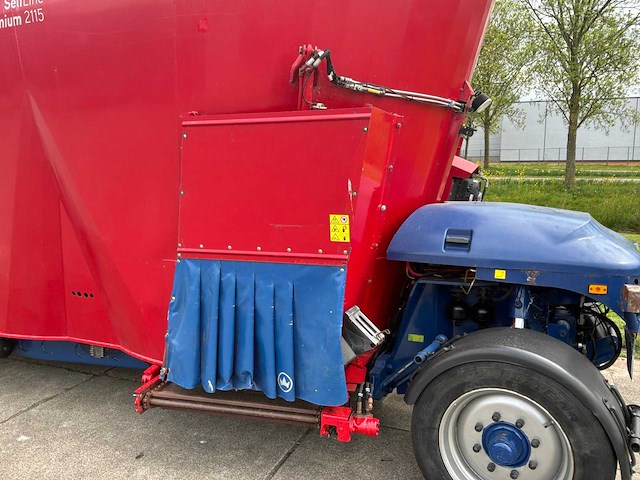 2015 siloking premium 2115-20 zelfrijdende voermengwagen - afbeelding 6 van  35