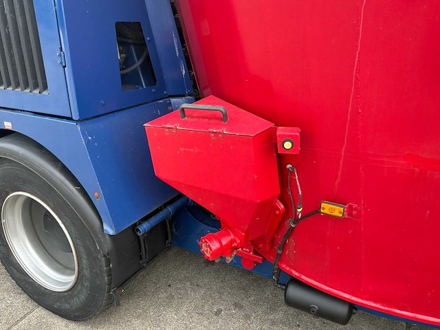 2015 siloking premium 2115-20 zelfrijdende voermengwagen - afbeelding 7 van  35