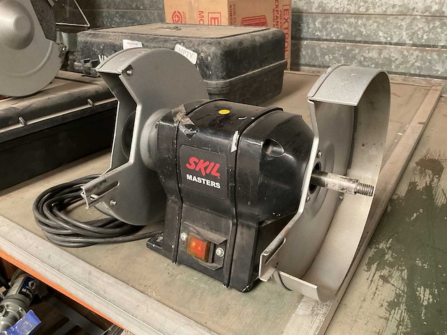 2015 skill f015390011 grinding machine - afbeelding 1 van  4