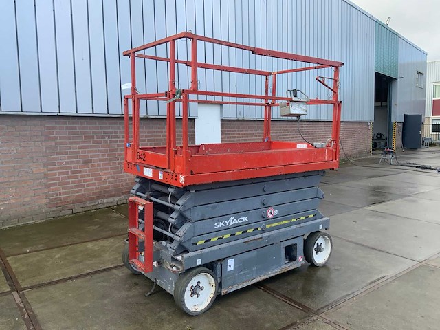 2015 skyjack sj iii-4632 schaarhoogwerker - afbeelding 16 van  20