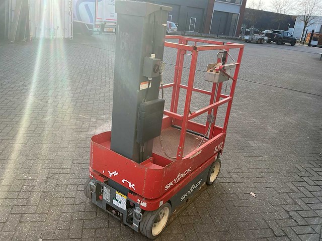 2015 skyjack sj12 hoogwerker - afbeelding 13 van  17