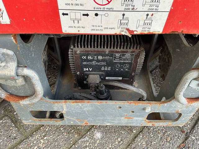 2015 skyjack sj12 hoogwerker - afbeelding 16 van  17