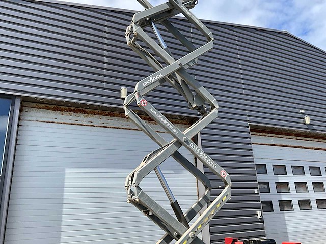 2015 skyjack sj6832rte hoogwerker - afbeelding 13 van  16