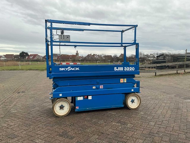 2015 skyjack sjiii3220 hoogwerker - afbeelding 1 van  13