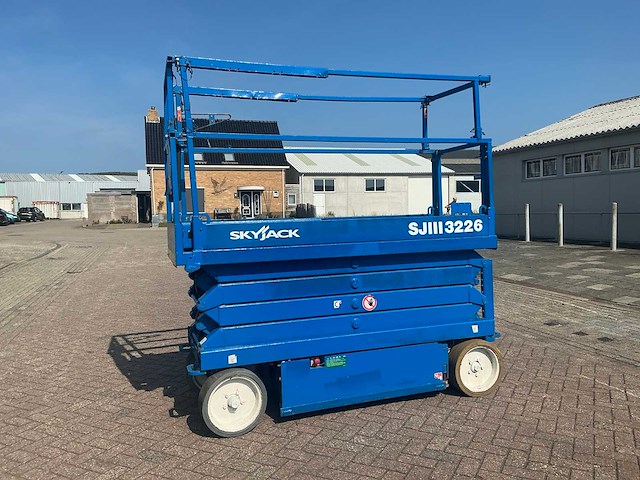 2015 skyjack sjiii3226 hoogwerker - afbeelding 1 van  10